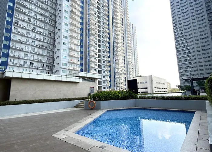 Rest Coast Escape At Grass Residences