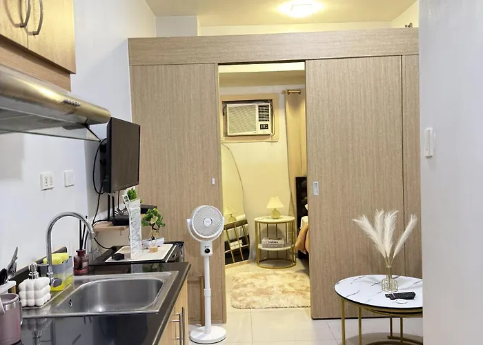 Rest Coast Escape At Grass Residences